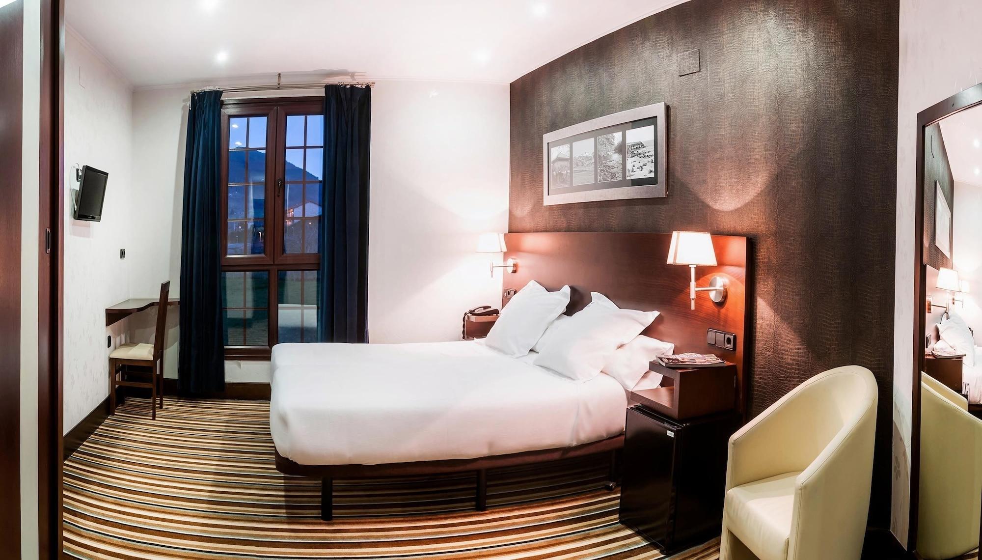 Hotel Granda Onís Extérieur photo